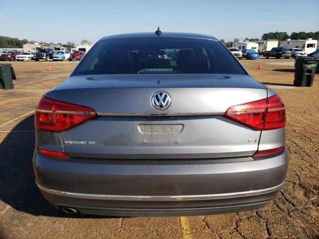 2016 Volkswagen Passat SE