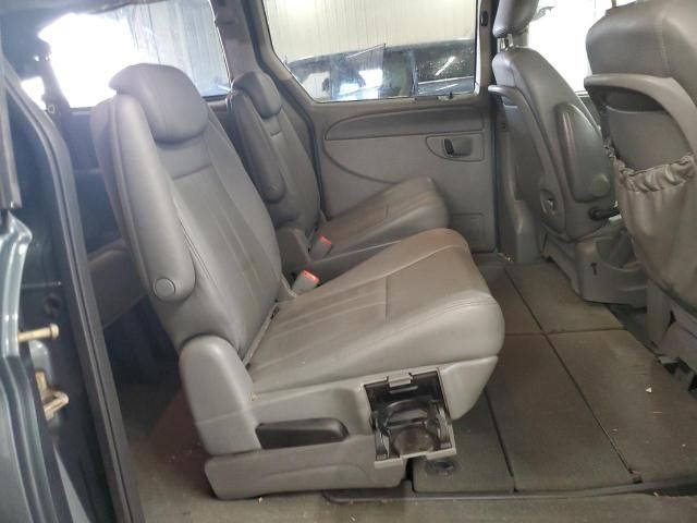 2006 Chrysler Town & Country Touring