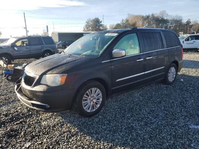 2012 Chrysler Town & Country Limited