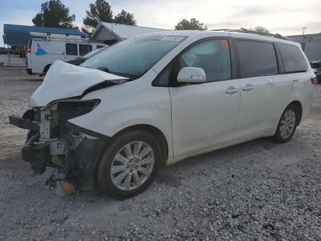 2015 Toyota Sienna XLE