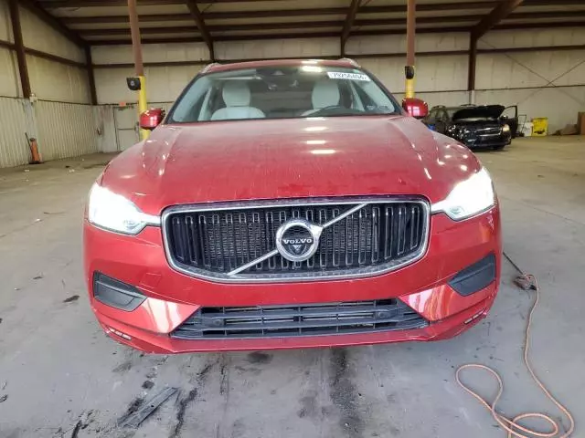 2021 Volvo XC60 T5 Momentum