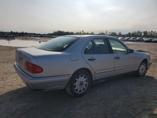 1999 Mercedes-Benz E 320