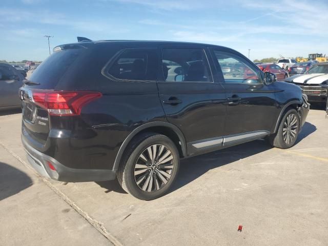 2019 Mitsubishi Outlander SE