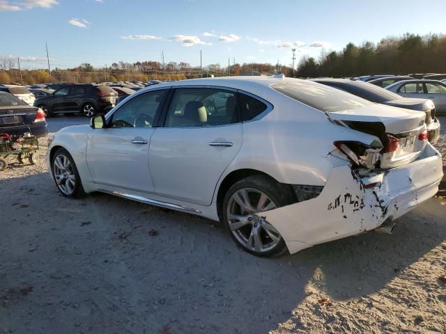 2017 Infiniti Q70 3.7