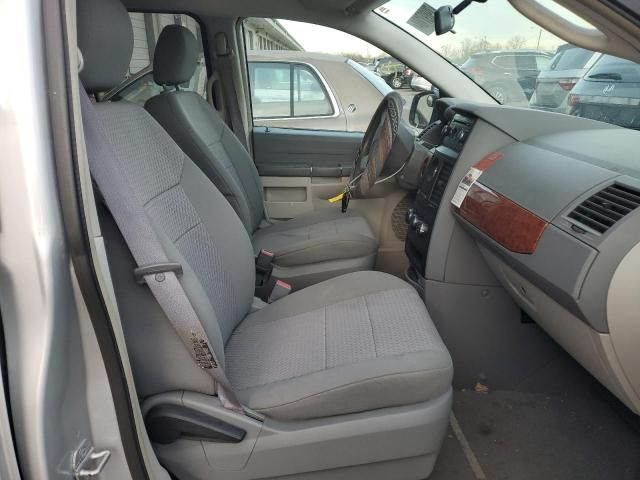 2008 Chrysler Town & Country LX