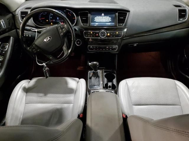 2014 KIA Cadenza Premium