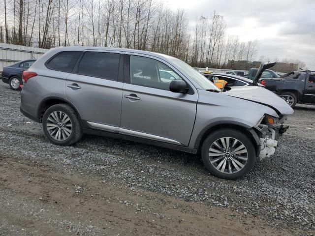 2020 Mitsubishi Outlander SE