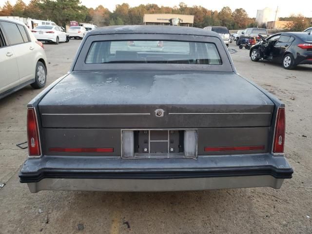 1985 Cadillac Fleetwood