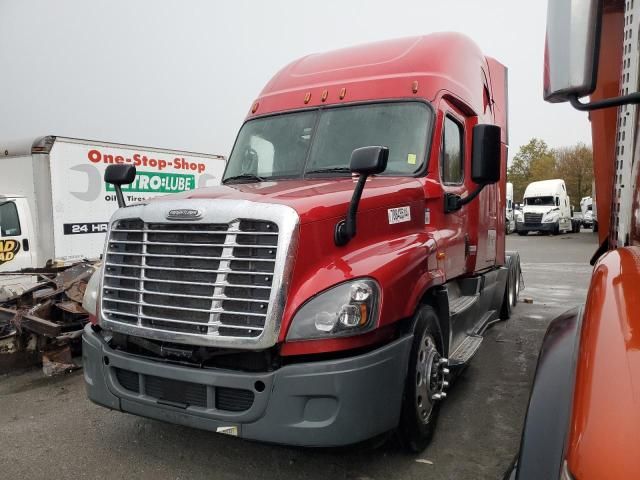 2015 Freightliner Cascadia 125