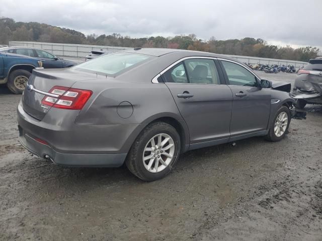 2013 Ford Taurus SE