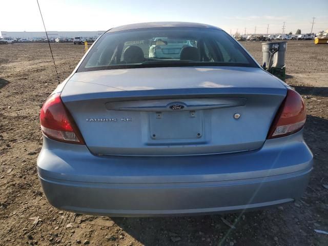 2005 Ford Taurus SE