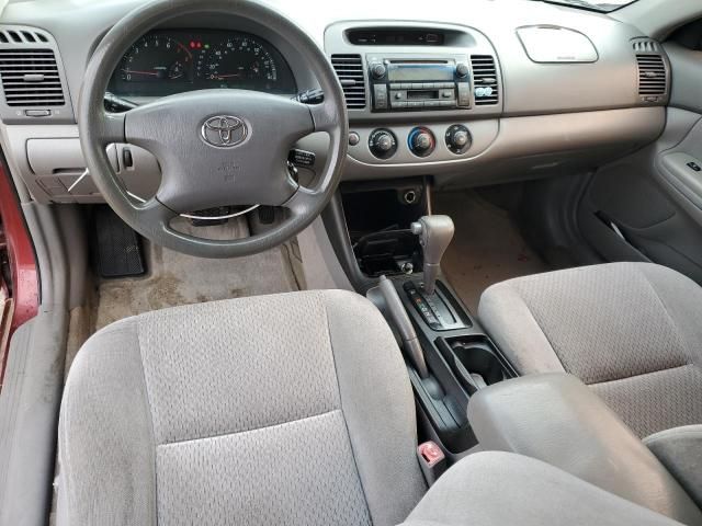 2004 Toyota Camry LE