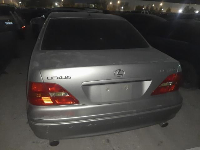 2002 Lexus LS 430