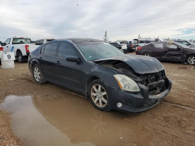 2005 Nissan Maxima SE