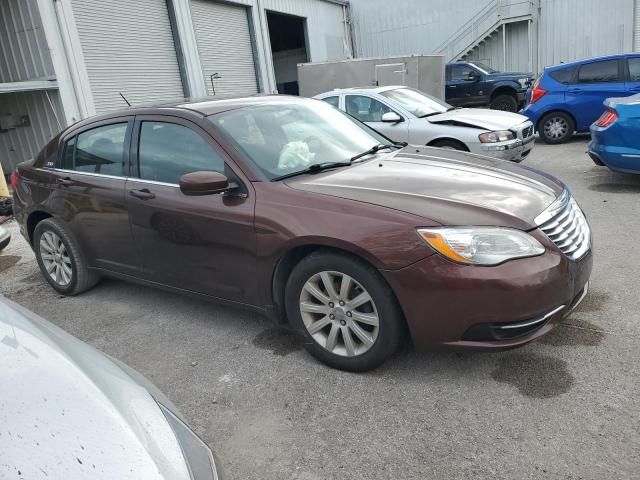 2013 Chrysler 200 Touring