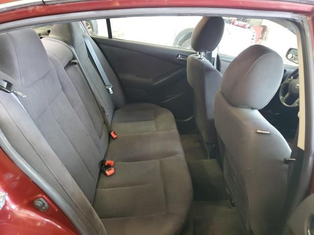 2011 Nissan Altima Base