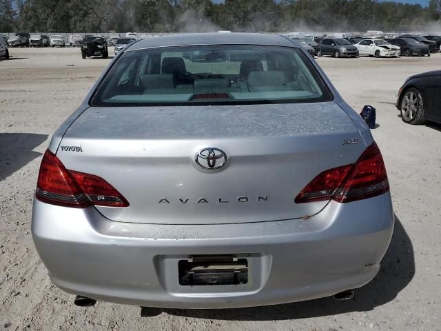 2008 Toyota Avalon XL