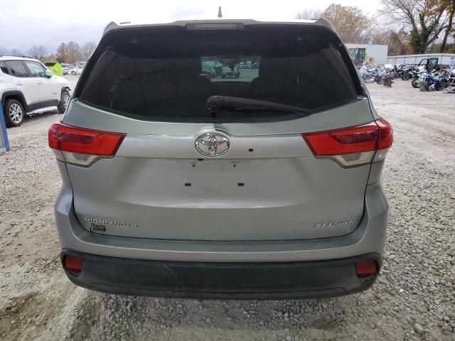 2018 Toyota Highlander SE