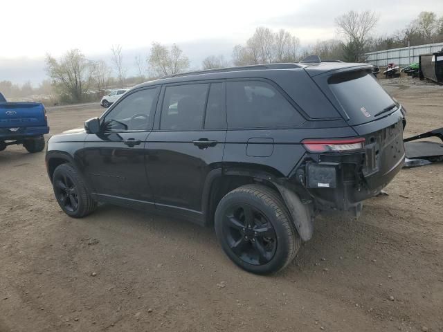 2022 Jeep Grand Cherokee Laredo