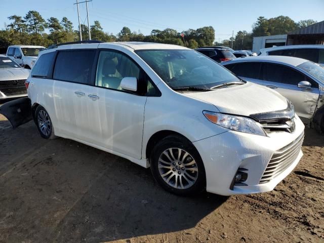 2019 Toyota Sienna XLE