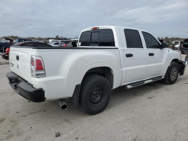 2007 Mitsubishi Raider LS