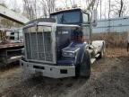 1999 Kenworth Construction T800