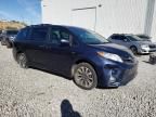 2020 Toyota Sienna XLE