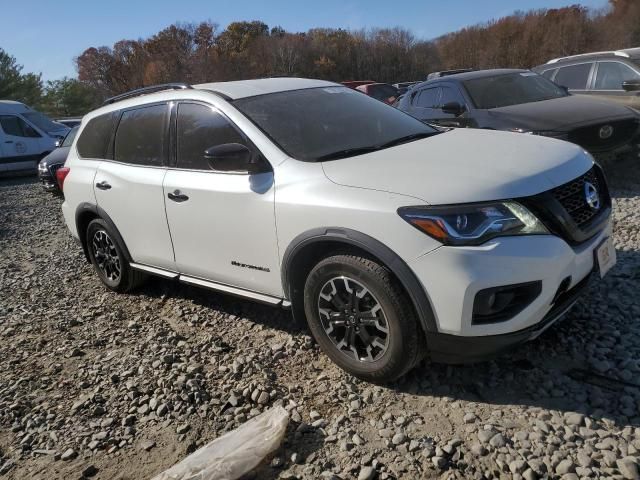 2020 Nissan Pathfinder SV