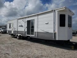 Salvage trucks for sale at Arcadia, FL auction: 2009 Crossroads Trailer