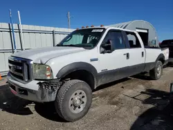 Salvage trucks for sale at Wichita, KS auction: 2005 Ford F250 Super Duty