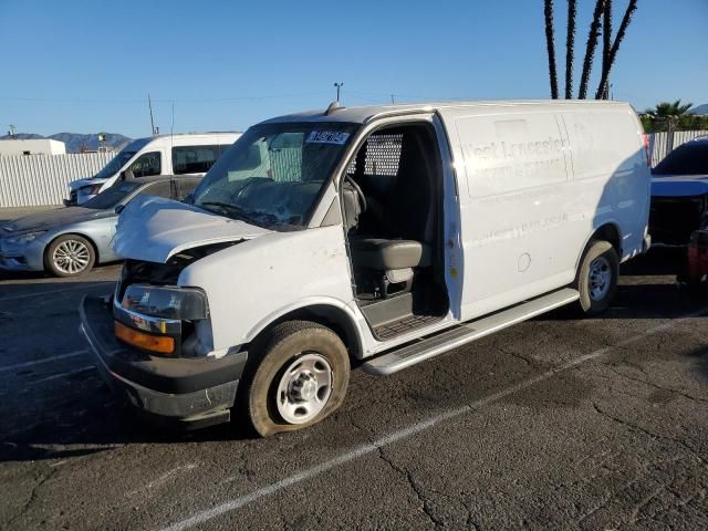 2022 Chevrolet Express G2500