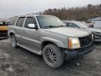 2005 Cadillac Escalade Luxury