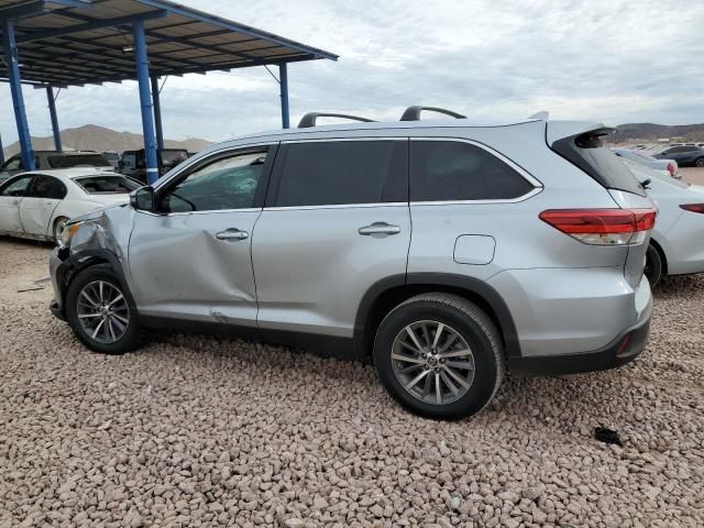 2019 Toyota Highlander SE