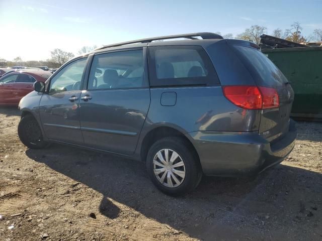 2010 Toyota Sienna CE