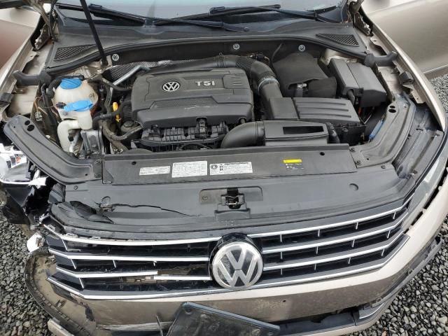 2016 Volkswagen Passat SE