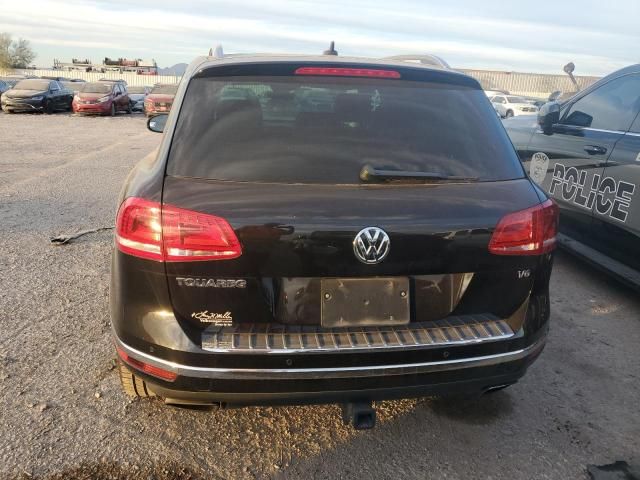 2017 Volkswagen Touareg Executive