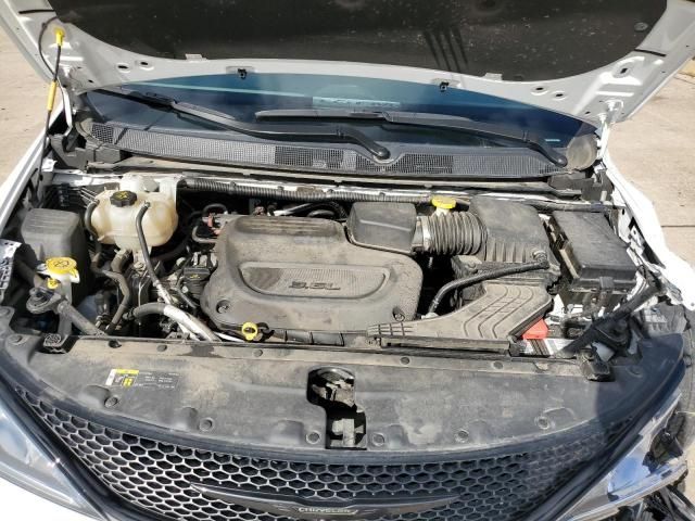 2019 Chrysler Pacifica Touring L Plus