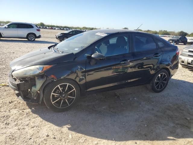 2015 Ford Fiesta SE