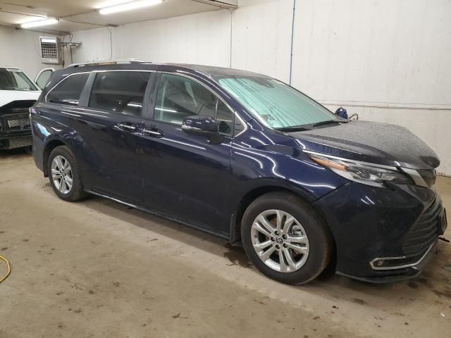 2023 Toyota Sienna Limited