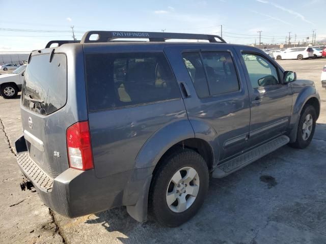 2006 Nissan Pathfinder LE