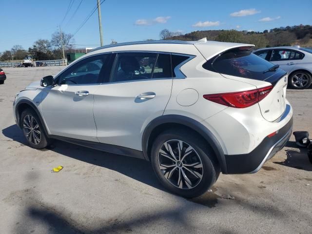 2017 Infiniti QX30 Base