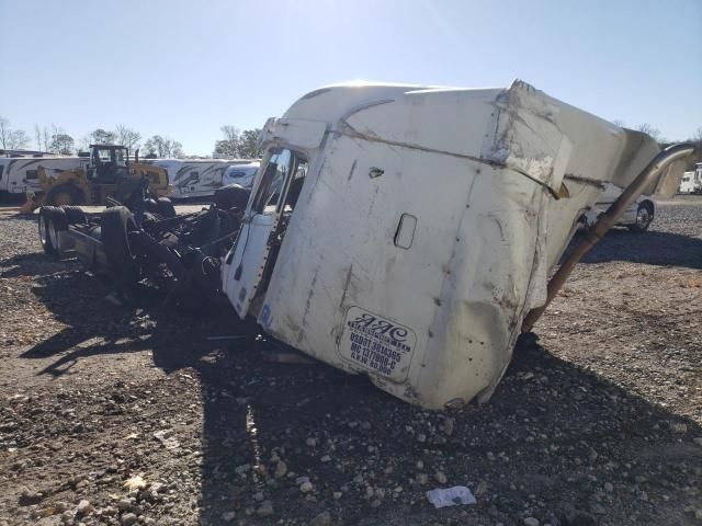 2002 Freightliner Conventional Columbia