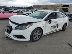 Carros salvage sin ofertas aún a la venta en subasta: 2017 Hyundai Sonata Hybrid