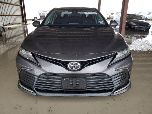 2022 Toyota Camry LE