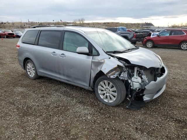 2011 Toyota Sienna XLE