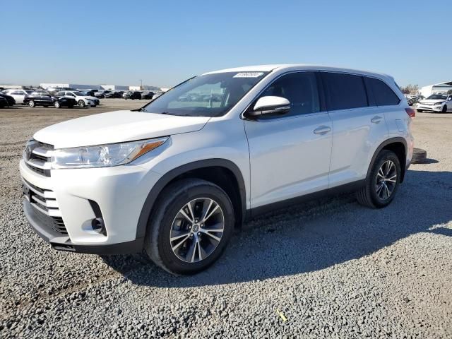 2019 Toyota Highlander LE