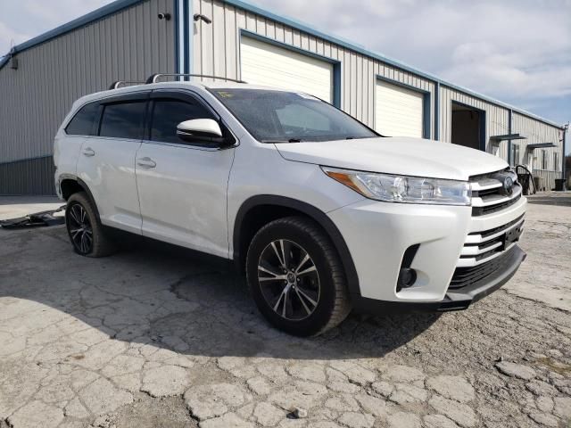 2019 Toyota Highlander LE