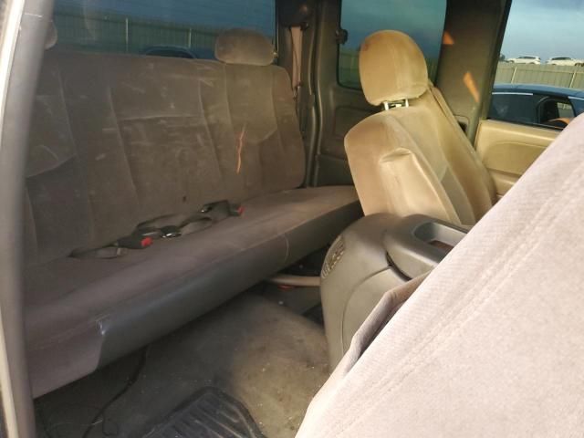 2004 GMC Sierra K2500 Heavy Duty