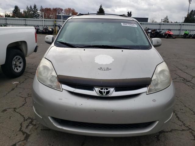 2007 Toyota Sienna XLE