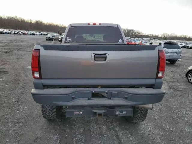 2006 GMC Sierra K2500 Heavy Duty